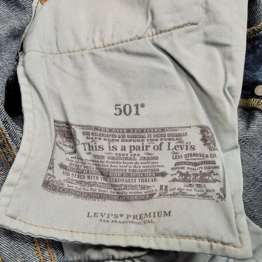 Levi's Premium 501 Original Fit XX Jeans Mens 35x32 Big E Medium Wash Button Fly